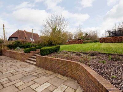 Retaining wall construction Margate